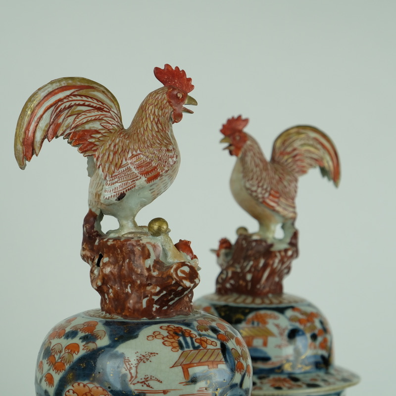 Large pair of Arita Cockerel vases edo 18th century
